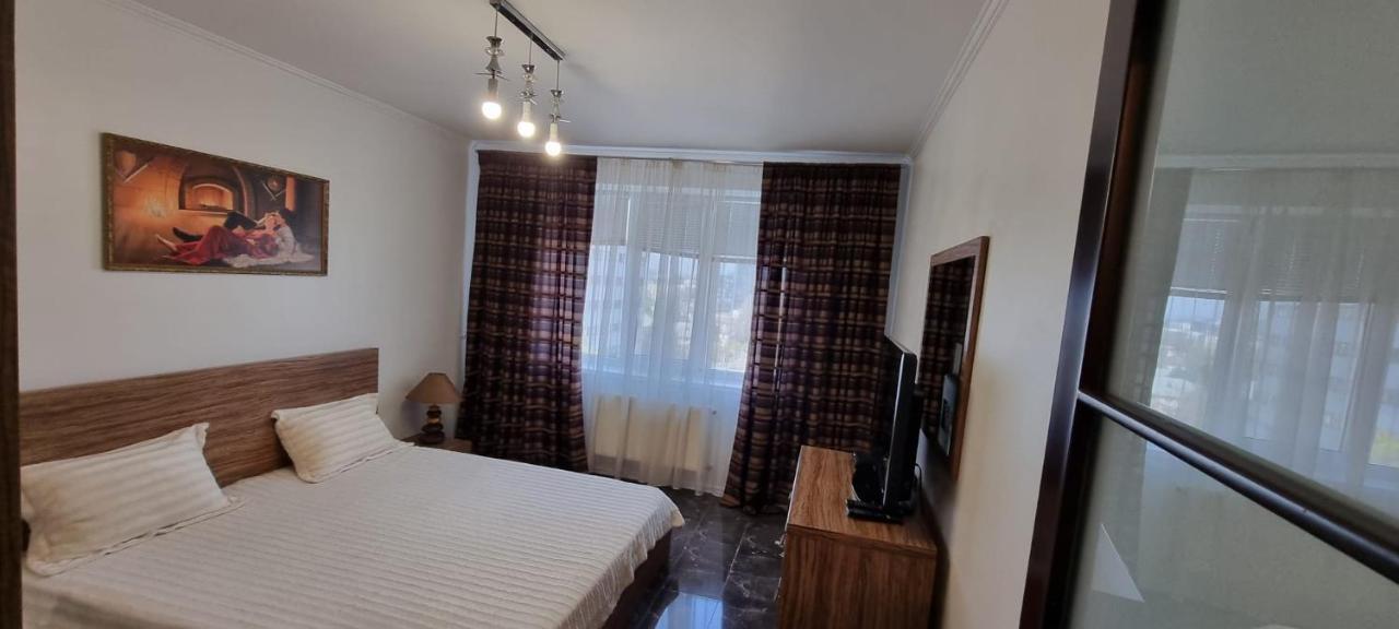 M.dosoftei 126 Apartment