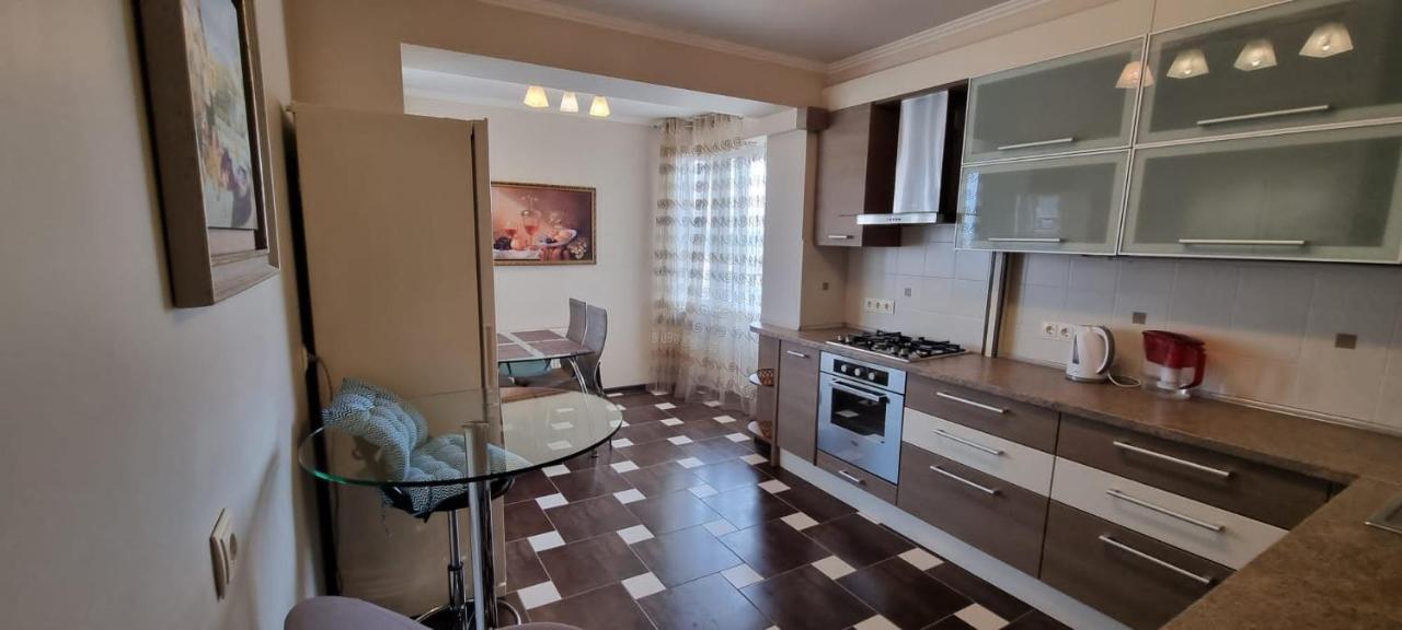M.dosoftei 126 Apartment *